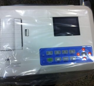 Máy đo điện tim 3 cần – ECG300G Máy đo điện tim 3 cần – ECG300G